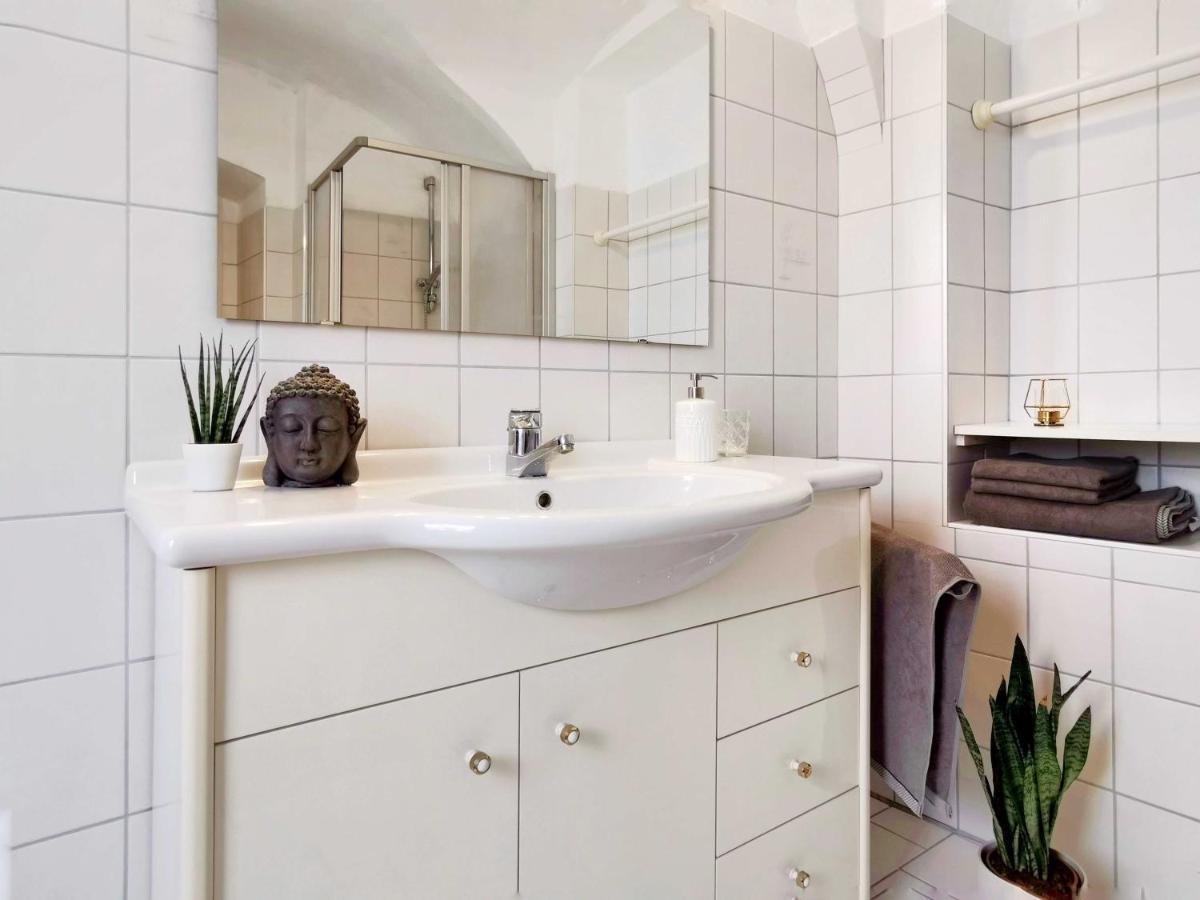 Ferienwohnung Himmelberg 80M2 In Der Altstadt Und Toll Fuer Familien Klagenfurt am Woerthersee Exterior foto